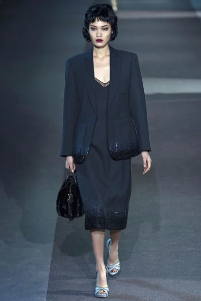 Look 28
